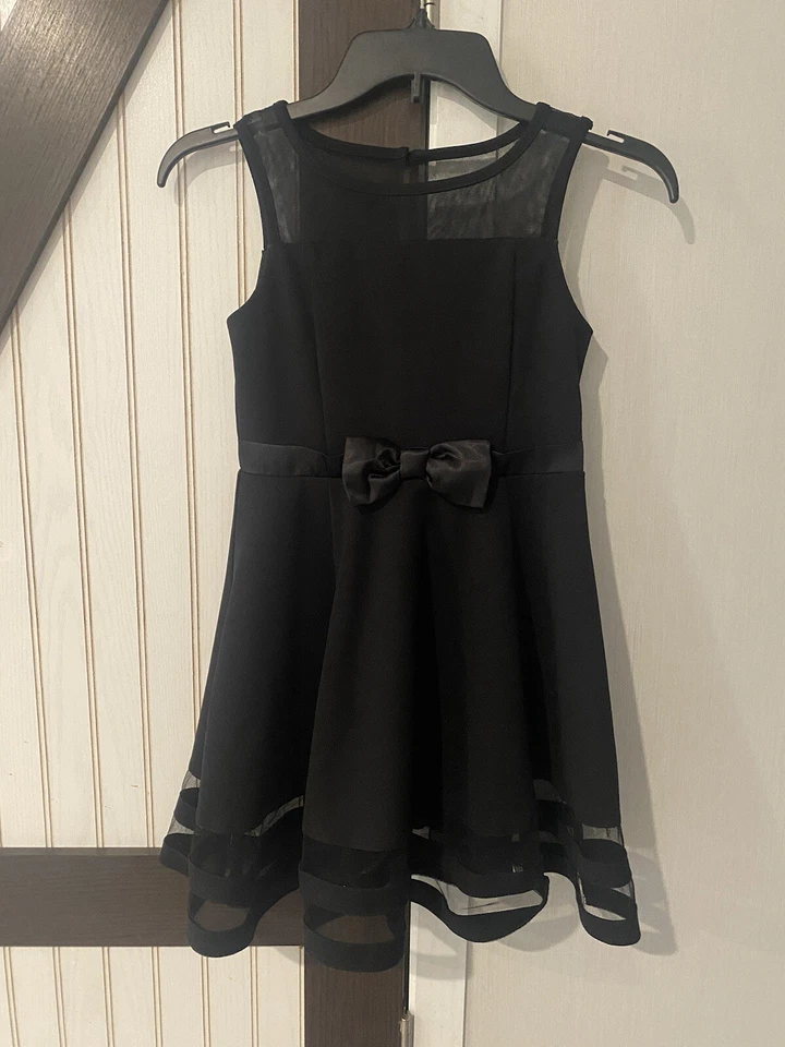 Vestido elegante negro para niñas Calvin Klein Pit to Pit 13,5 sin etiqueta de talla ver fotos Foto 2 de 4