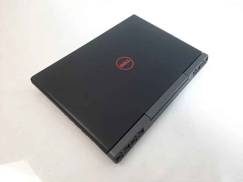 Dell Inspiron 7566 15,6 Zoll Laptop i7-6700HQ 2,60 GHz 16GB 128GB SSD Win 11 Home - Bild 4 von 4