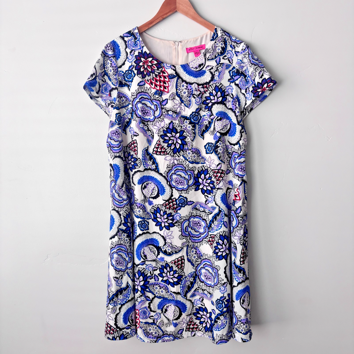 betsey johnson blue and white dress Betsey Johnson Dress Womens 6 Blue White Floral Lace Overlay Embroidered