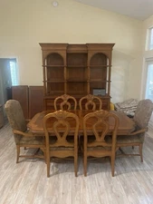 Bernhardt Grand Savannah Dining Room Set