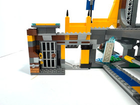 LEGO LEGENDS OF CHIMA: The Lion Chi Temple (70010)
