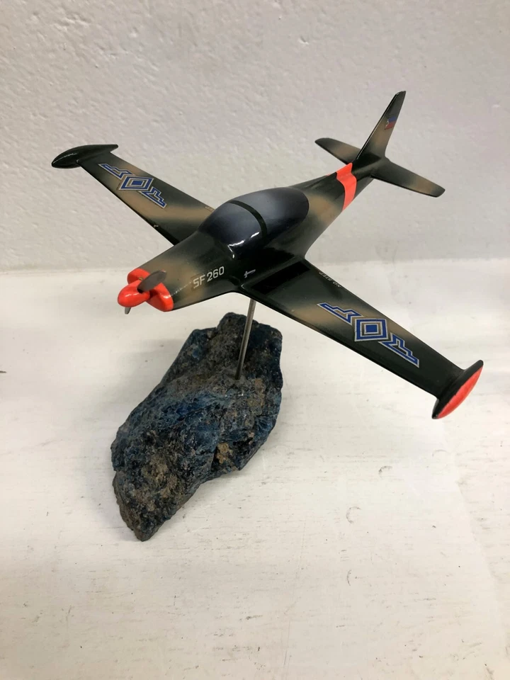 MODELLINO AEROMODELLO SIAI-Marchetti SF-260 Metallo AERONAUTICA MILITARE 18,5 cm - Immagine 2 di 4