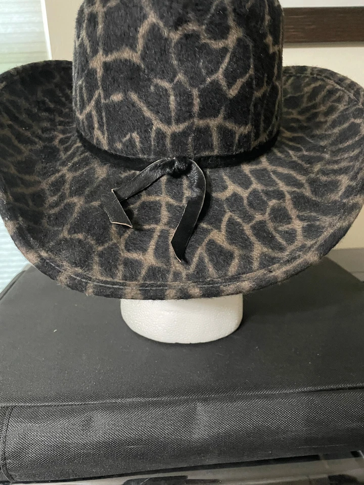 Sombrero de Vaquero Eric Javits Vintage Estampado de Leopardo EE. UU. 90 Lana Fieltro Squishee Talla 7 Foto 3 de 4