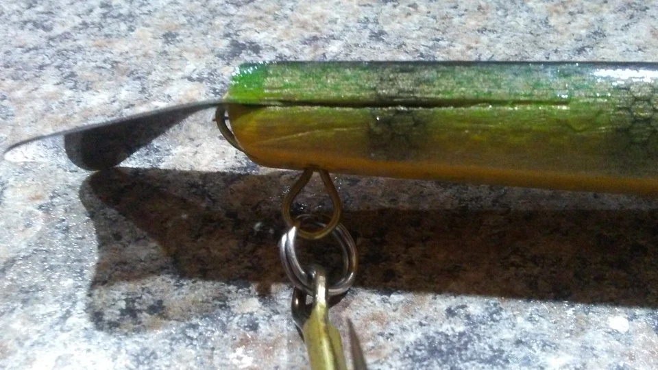 Suick Thriller 9 1/2 英寸 Muskie Pike 钓鱼饵 — 第 3/4 张图片