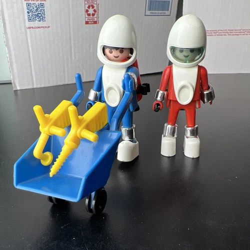 Vintage Playmobil SCHAPER 3589 80's Playmo Space Figures Lot w/ Accessories