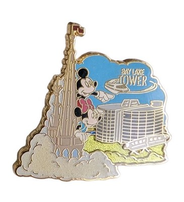 DISNEY TRADING PIN * BAY LAKE TOWER * MICKEY AND MINNIE MOUSE * DVC Authentic