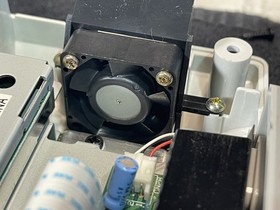 Sega Dreamcast HKT-3020 Console Bundle w/OEM Controllers (2) and VGA cable 🤖