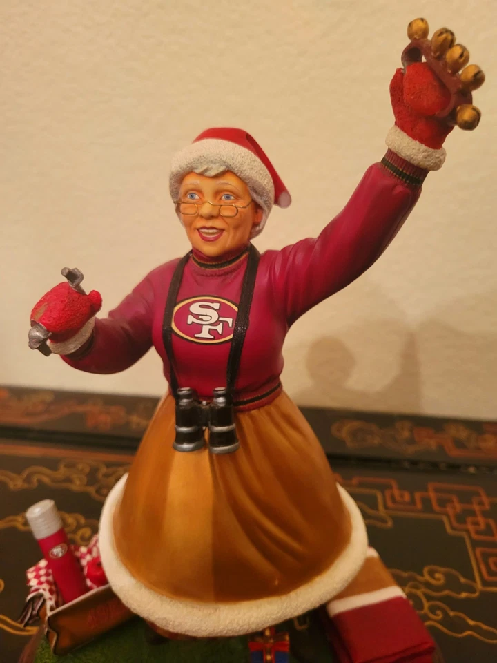 Danbury Mint 11" 49ers Mrs. Claus Christmas Figurine Cheerleader 2001 Rare HTF! - Image 3 of 4