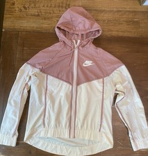 Women Nike Windbreaker Jacket  (Guava Ice Pin...