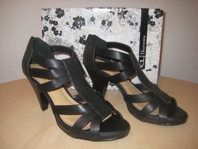chinese laundry black strappy heels