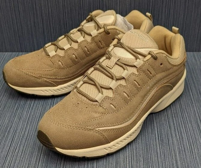 Romy suede deals walking shoe