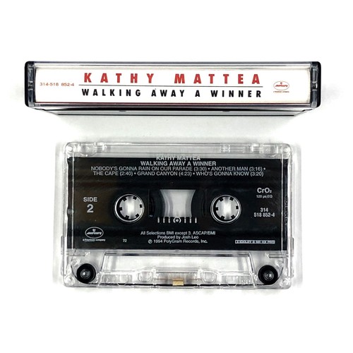 KATHY MATTEA WALKING AWAY A WINNER Cassette Tape OG 1994 Rock Folk Country Rare - Imagen 4 de 5