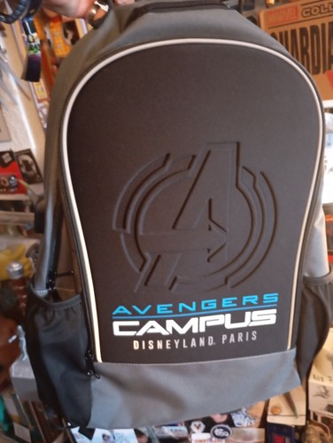 Avengers Campus Rucksack Disneyland Paris USB