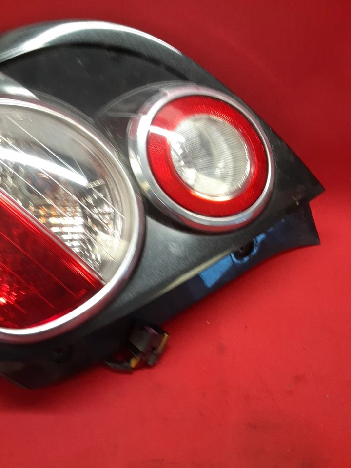 Conjunto de luz trasera derecha pasajero GM Chevrolet Sonic 2012-2016 42407869 Foto 4 de 4