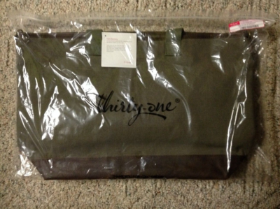 Thirty One Takealong Weekender in Vintage Olive