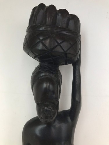 Beautiful Vintage Hand Carved African Ebony Female Figurine - Picture 7 of 12