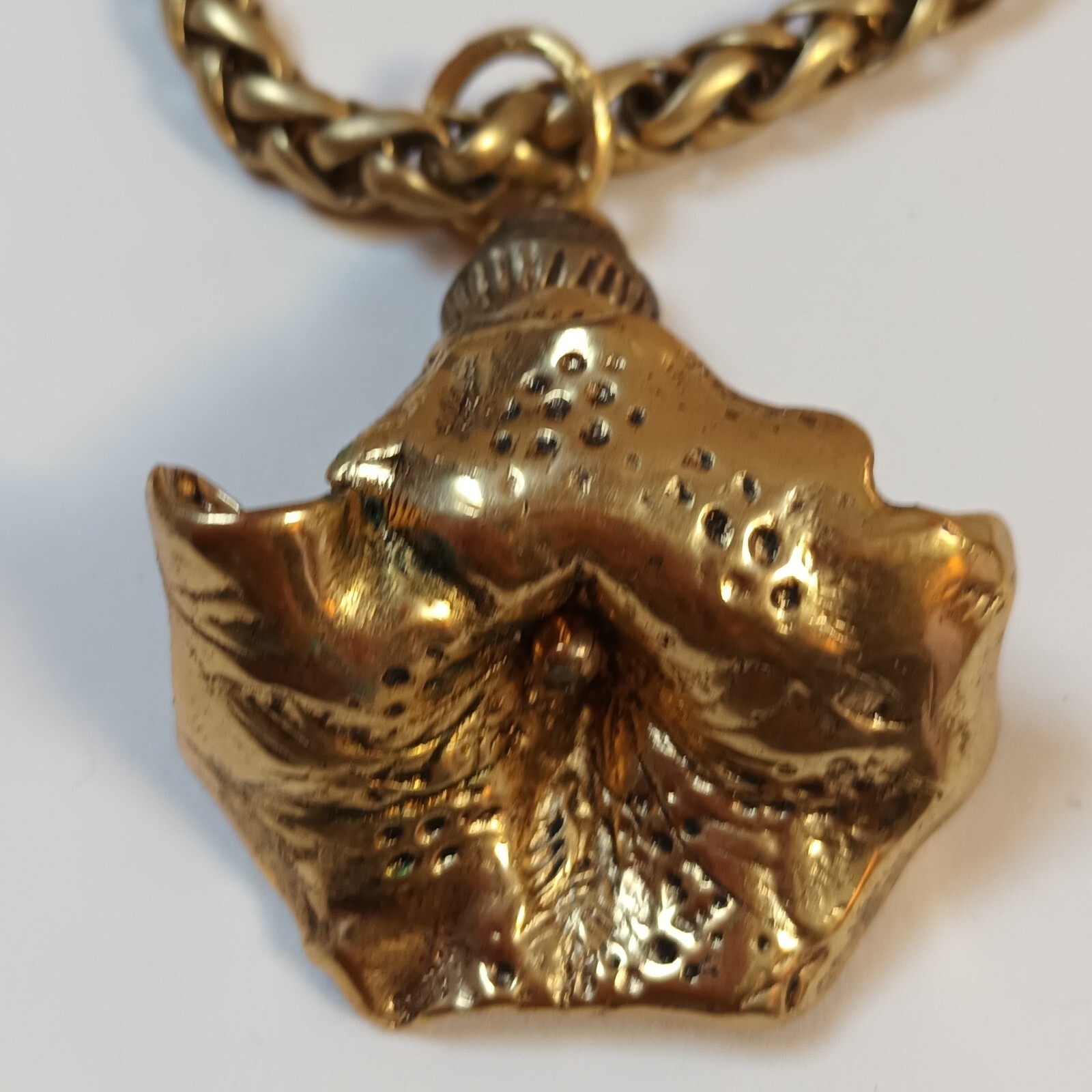 Pendentif Vintage En Métal Peint - Style Rétro Et Imposant