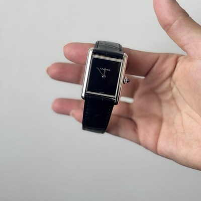 2022 Cartier Tank Must -  WSTA0072  Quartz Black Dial Leather 22mm Full Set