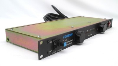 Furman PL-PLUS Power Conditioner & Light Module 120-Volt 15A 120V