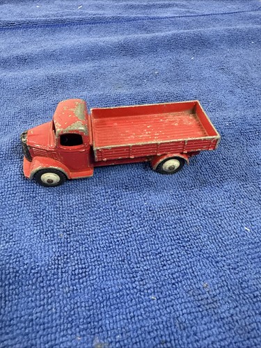 Dinky Toys Austin Flatbed Truck Red - Made In England - FAST FREE SHIPPING!