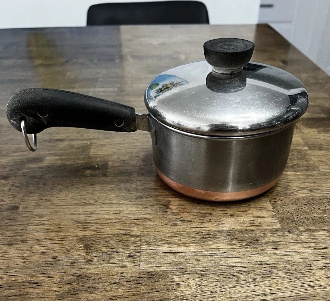 Vintage Pre 1968 Revere Ware 1801 1.5 Qt. Pot with Copper Bottom & Lid