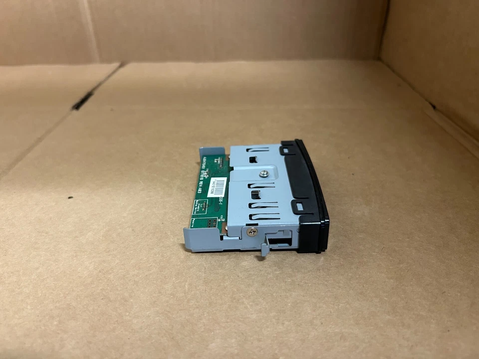 HP Replacement Desktop HP 15-In-1 Media Memory Card Reader 504857-001 - Image 4 of 4