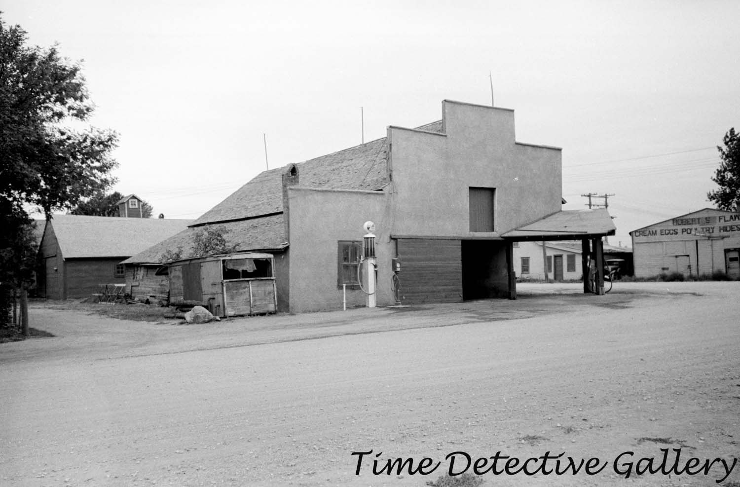 Auto Garage w/ Gas Pump, Sisseton, South Dakota 1939 Historic Photo