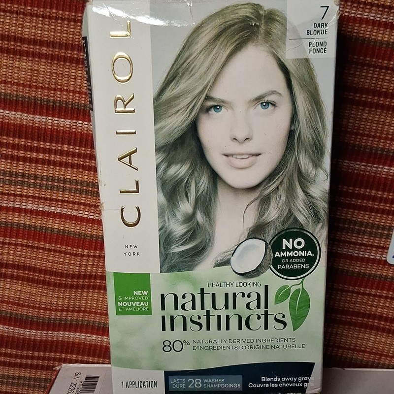 Clairol Natural Instincts Hair Dye Cream 7 Dark Blonde No Ammonia, Paraben-Free