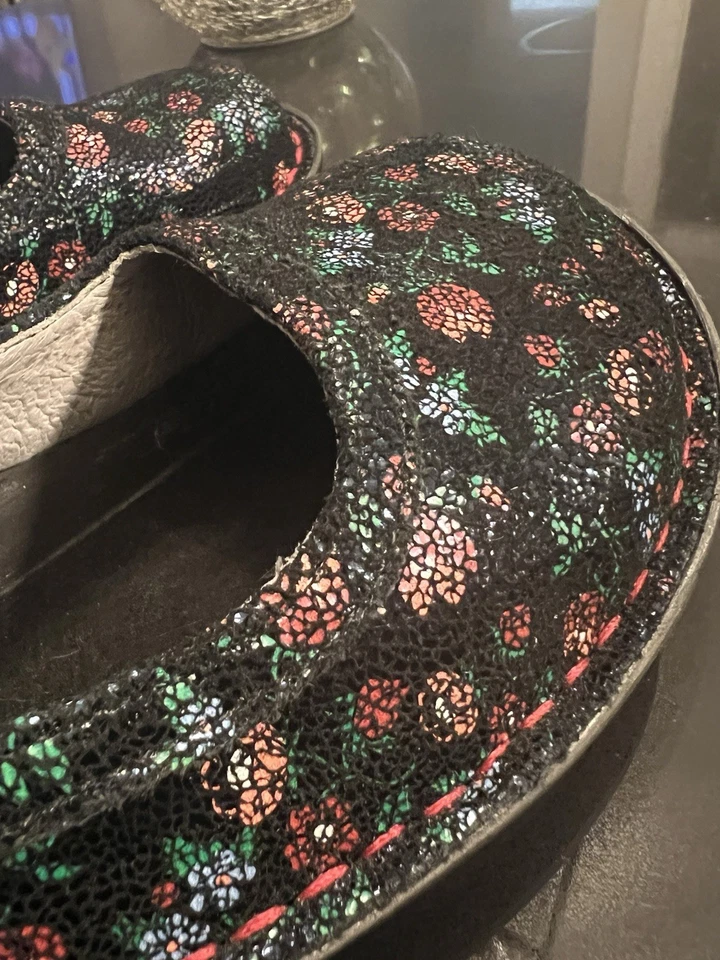 Zapatos cómodos Alegria florales Mary Jane talla 7 Foto 2 de 4