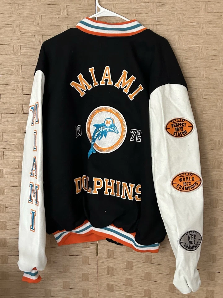 Chaqueta universitaria invicta de los Miami Dolphins 1972 mangas de cuero sintético y cuerpo de lana Foto 2 de 2
