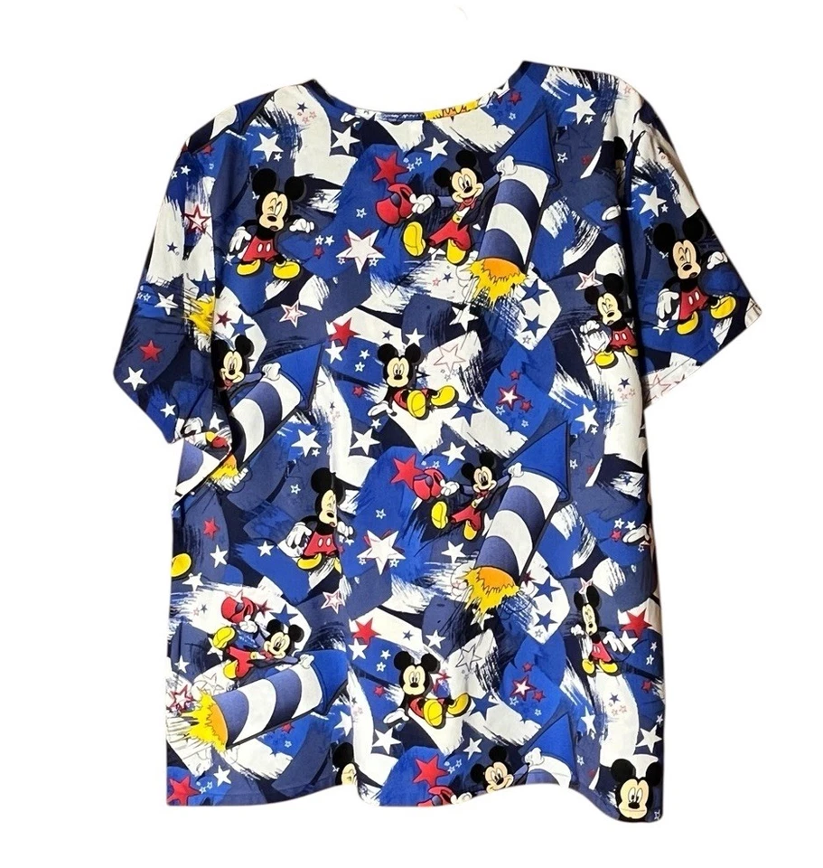 Blusa Médica Disney 2XL Mickey Mouse Rocket Rojo Blanco y Azul Foto 2 de 4