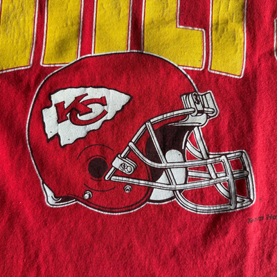 1990s VINTAGE 90s KANSAS CITY CHIEFS FOOTBALL T-SHIRT MEN SZ L NFL