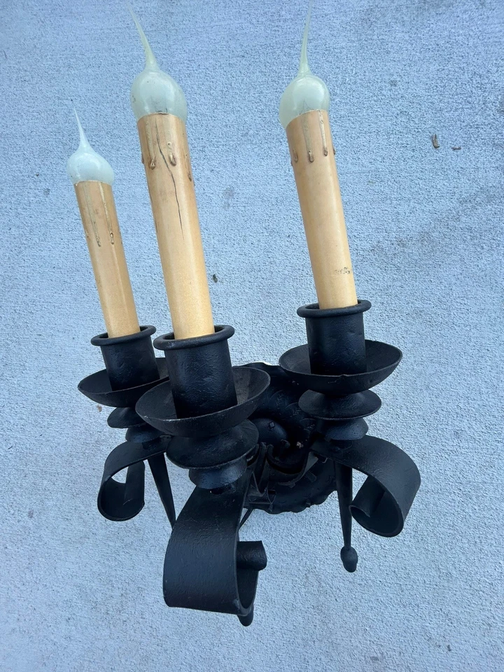 3 ЛАМПЫ КОВАНОЕ ЖЕЛЕЗО ИСПАНСКОЕ ВОЗРОЖДЕНИЕ НАСТЕННОЕ БРА СТИЛЬ 1920-Х ЧЕРНАЯ ОТДЕЛКА - Изображение 3 из 4