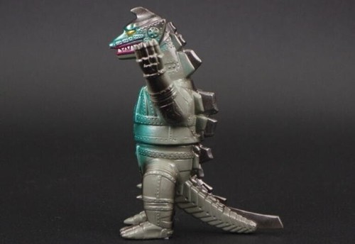 BULLMARK Graveyard Gallery Mini Mechagodzilla Sofubi Soft Vinyl Toy Godzilla - Picture 4 of 6