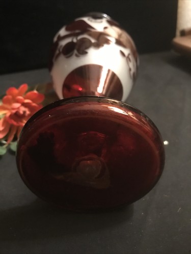 Antique/ Vintage Rubyflash mantle vase - Picture 8 of 12
