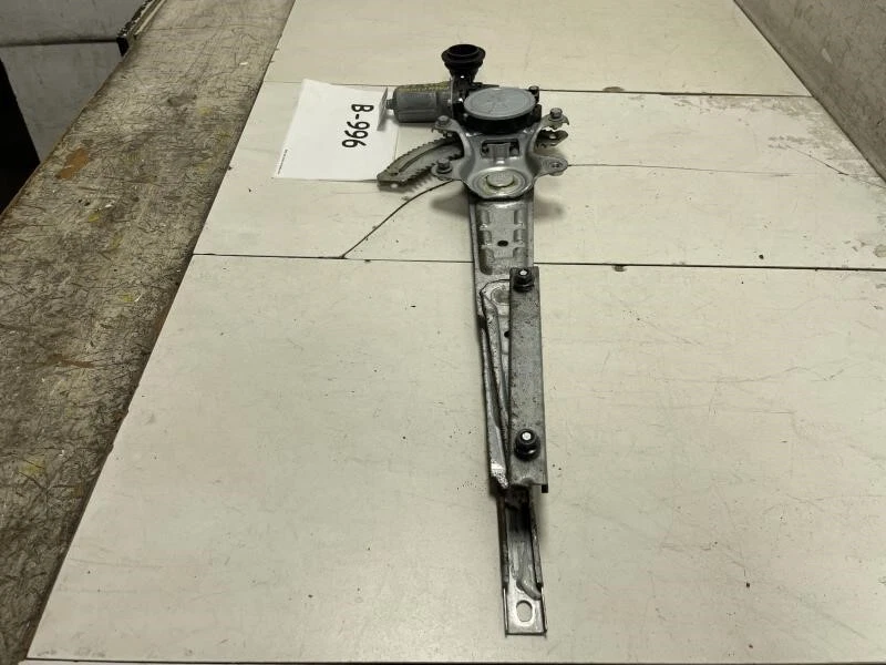 2013 NISSAN PATHFINDER SV REAR LEFT DRIVER SIDE DOOR WINDOW REGULATOR MOTOR OEM+ - Image 3 of 4