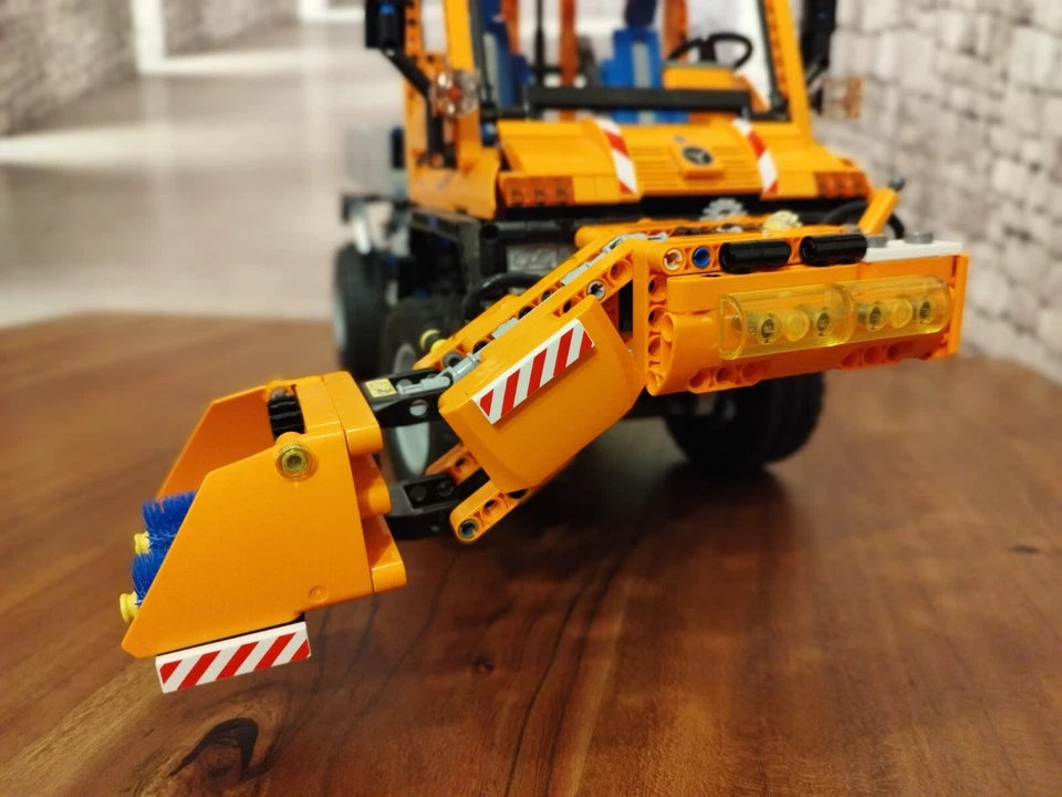 Lego Technic Technik MOC für 8110 Unimog Leitpfostenreiniger Anbauteil Neuwer. - Bild 4 von 4