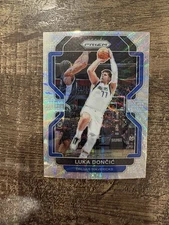 Luka Doncic 2021-22 Prizm Silver Wave #223