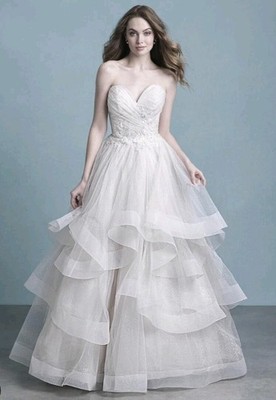 Allure Couture Style 9777 Sz 12 Sopsticated Shimmer Princess Wedding Gown