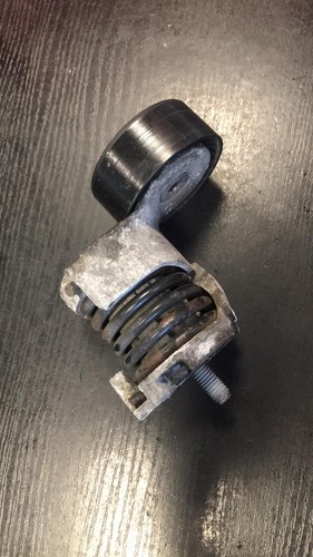 BMW 1 E81 E87 2009 RIEMENSPANNER SPANNROLLE RIEMENSPANNROLLE