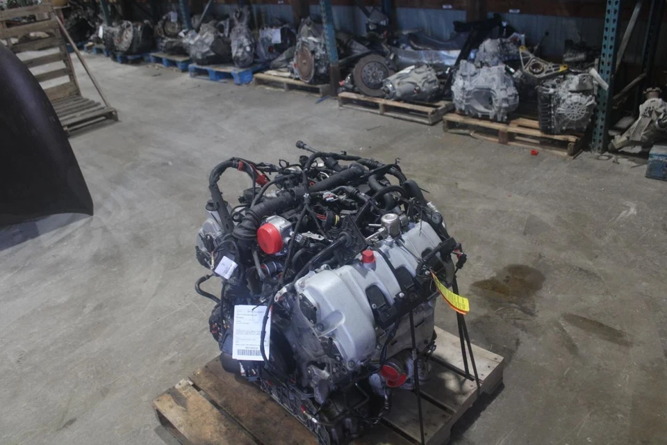 2017 Porsche Macan Engine Assembly 3.0L 47K Miles Timing Cover Bolts Broke Foto 3 de 4