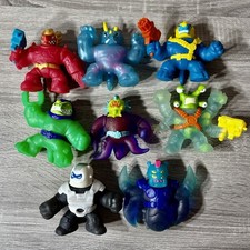 Heroes of Goo Jit Zu Galaxy Lot of 8 Action Figures w/3 Weapons.