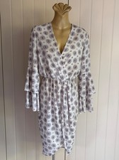 DRESS Faux wrap Long double bell sleeve V-neck Off white Geo print Sheike Sz 12