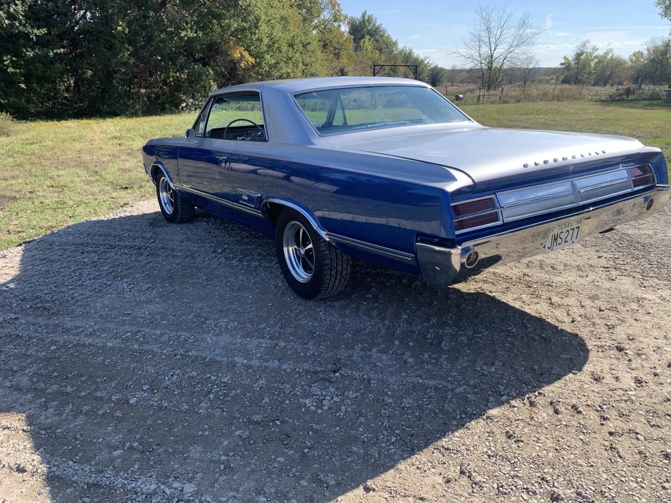 Oldsmobile 442 1965 Foto 3 de 4