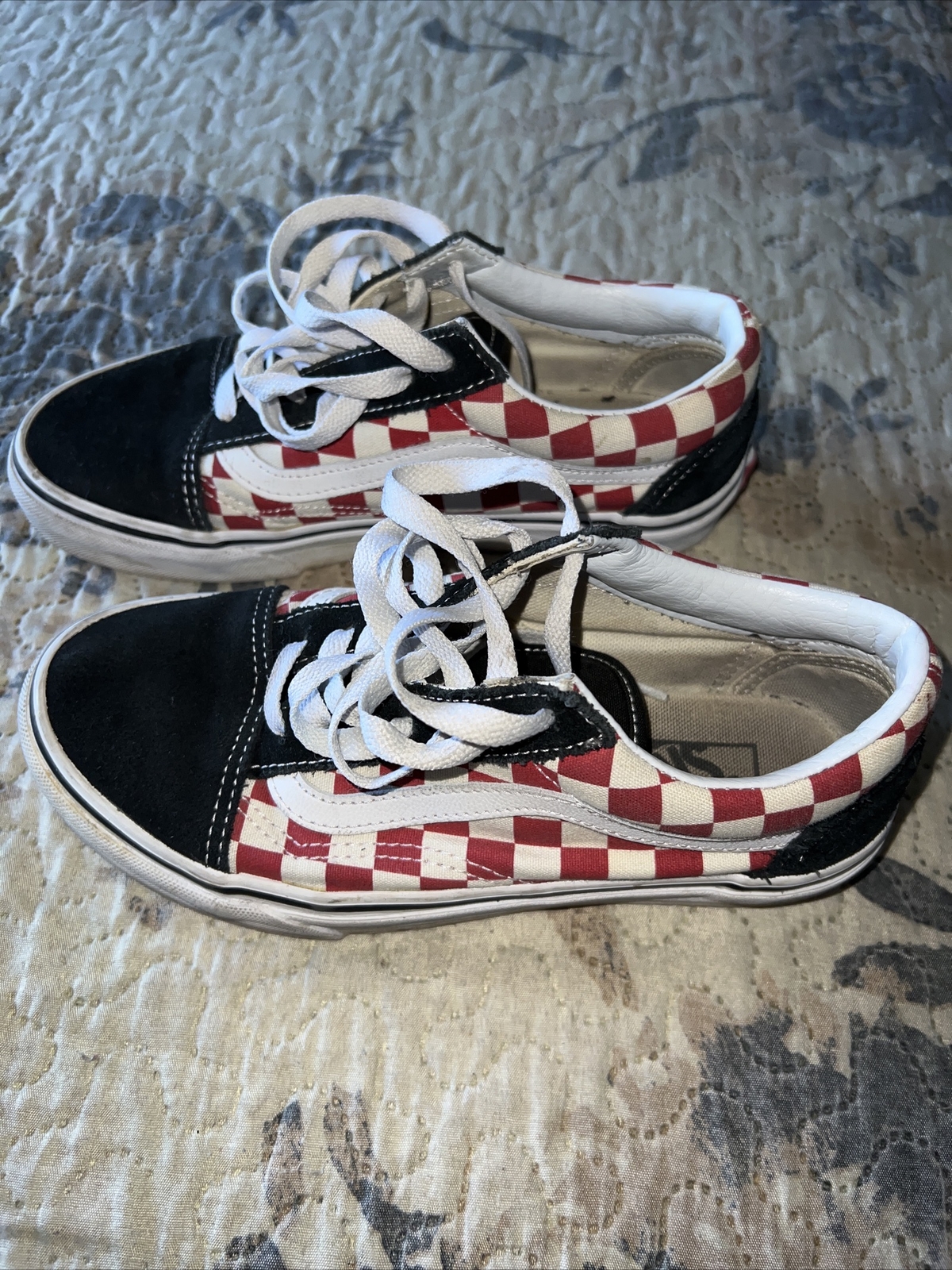 Vans Old Skool Red White Checkered Skateboarding Shoe… Gem