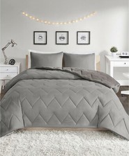 Intelligent Design 3 Pc Chevron Quilted Reversible Comforter Set KING / CAL KING
