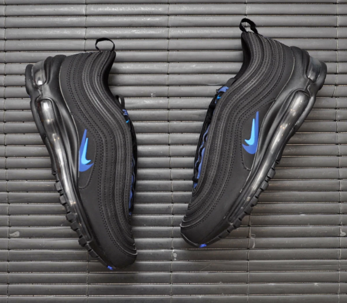 Melodramatisch Begeleiden koolstof Nike Air Max 97 GS Black Hero Hyper Royal Blue CT6025 001 UK4.5 EUR37.5 TN 90 95 | eBay Melodramatisch Begeleiden koolstof Nike Air Max 97 GS Black Hero Hyper Royal Blue CT6025 001 UK4.5 EUR37.5 TN 90 95 | eBay