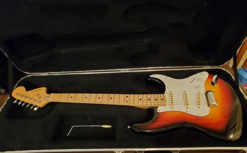 Vintage Cortez Stratocaster 70s Matsumoku sunburst MADE IN JAPAN With CASE