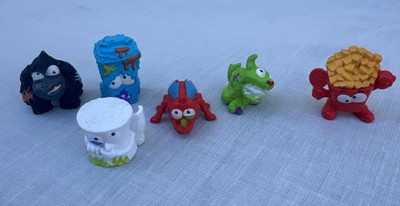 Zuru Smashers (Lot of 6 Figures) Trash Can, Bug, Dog, Gorilla, French Fries