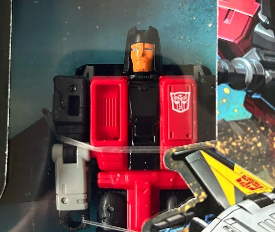 Transformers Age Of The Primes ARIALBOT SKYDIVE Action Figure - Image 2 of 4